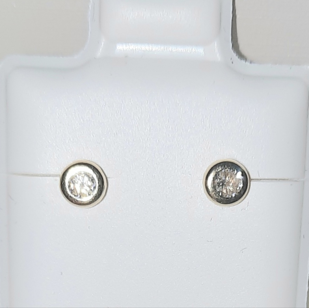 14k yellow gold 3mm bezel set screw back studs